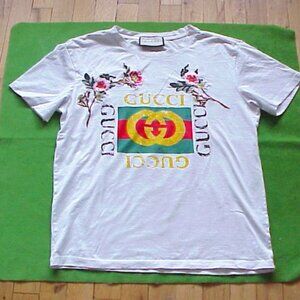 Gucci Floral Embroidered Distressed Logo Cotton T-Shirt Size Medium /M